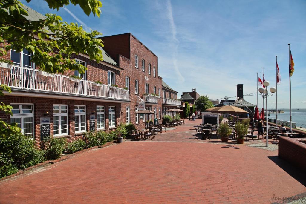 Akzent Strandhotels Seestern, Delphin & Lachs Wilhelmshaven Exterior foto